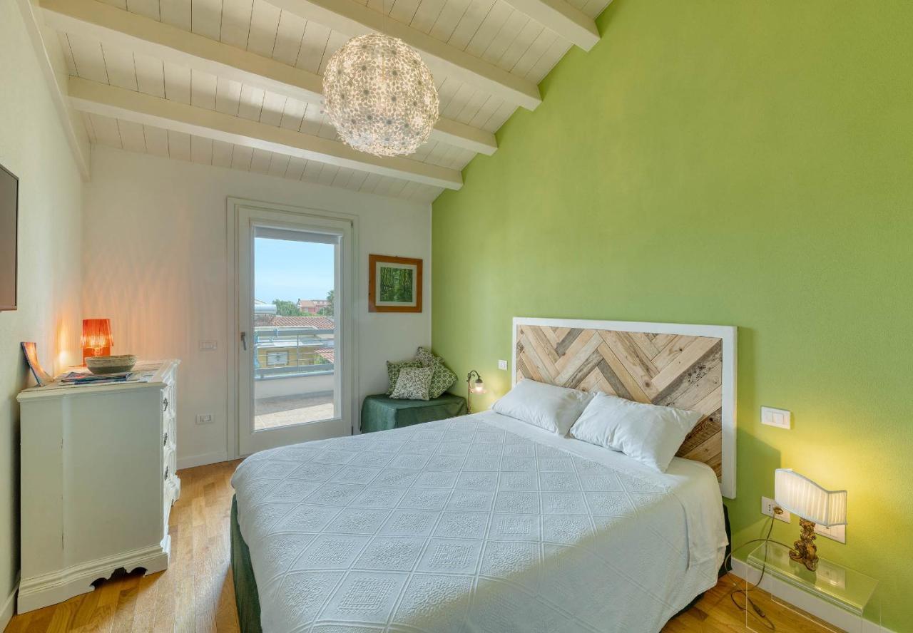 La Casa Degli Ulivi Appartamento In Villa Con Patio Quartu SantʼElena Екстериор снимка