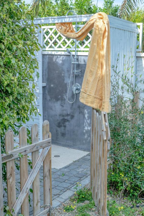La Casa Degli Ulivi Appartamento In Villa Con Patio Quartu SantʼElena Екстериор снимка